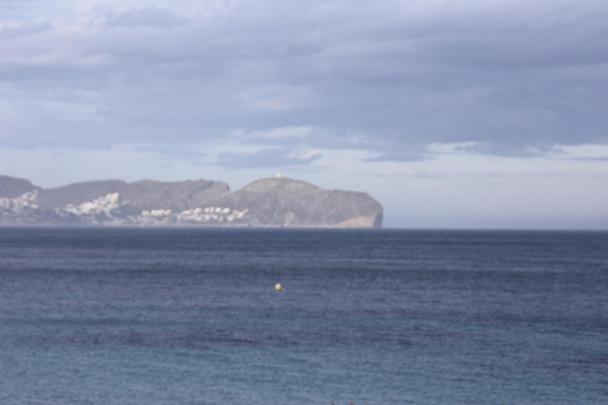 Excelsior Beachfront Apartment Calpe Bagian luar foto